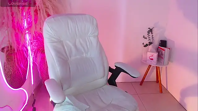 Sofi BBW online show from September 22, 12:36 pm