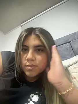 MeganCrow online show from November 18, 12:11 am