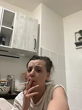 bunnythetailor online show from March 14, 9:27 pm