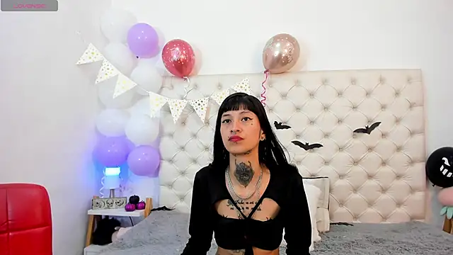 esmeralda06 online show from October 8, 4:00 pm