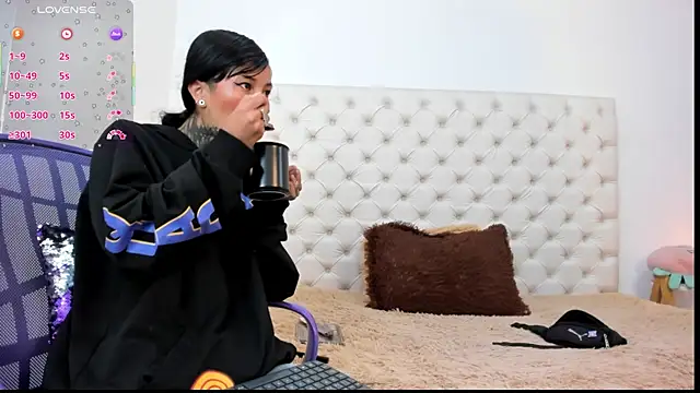 esmeralda06 online show from April 17, 2:19 pm