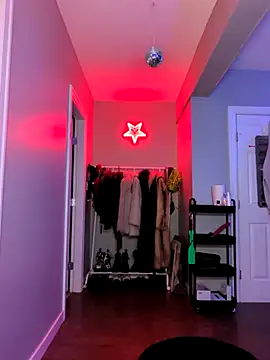 goblingirl888 online show from March 25, 6:27 am