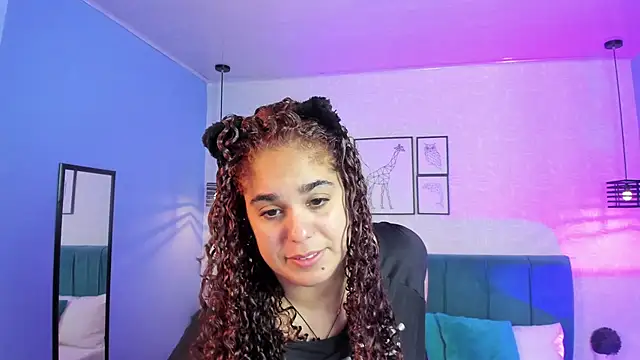 ninna curly online show from September 18, 9:13 pm