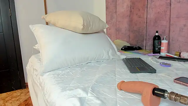 Annita001 online show from January 12, 6:57 pm