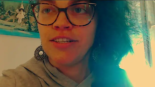 Ju-Hot online show from March 1, 2:50 pm