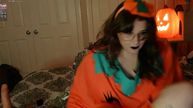 MrsJess online show from October 28, 2:06 am