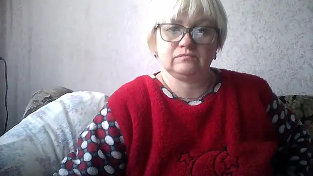 Mayya4321 online show from April 17, 9:00 am