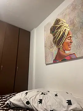 eileensophi online show from October 19, 5:42 am