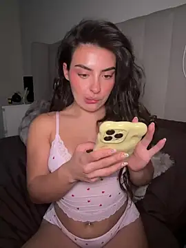 cute carly  online show from May 14, 7:41 pm