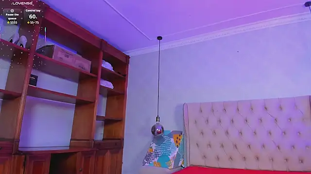 amanda29 online show from February 13, 7:37 pm