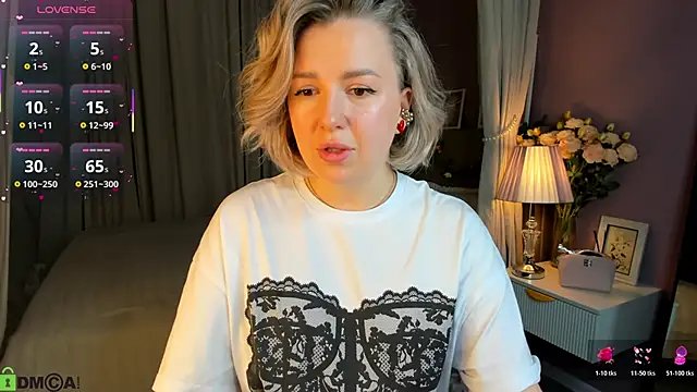 Nikki Kai online show from October 22, 12:59 am