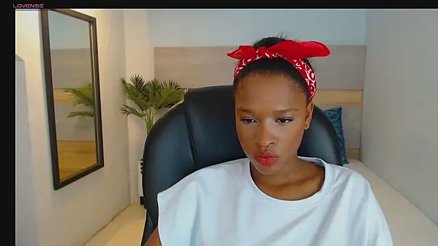 brendathompson  online show from September 23, 1:48 am