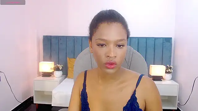 brendathompson  online show from February 2, 1:43 pm