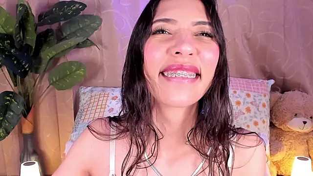 Miss veronicaa2 online show from July 29, 1:11 pm