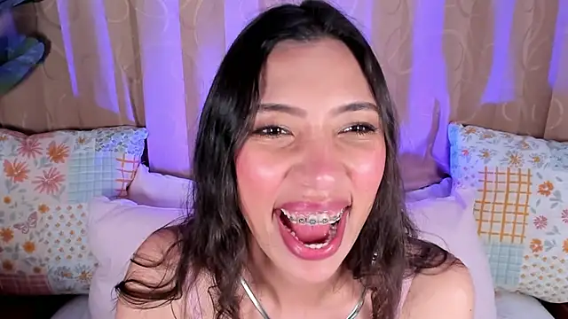 Miss veronicaa2 online show from June 30, 1:21 pm