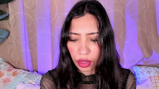 Miss veronicaa2 online show from June 24, 1:54 pm