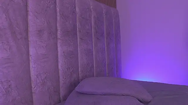 sara lopee1 online show from April 12, 12:08 pm