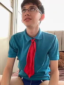 jacob and sam online show from April 18, 7:51 pm