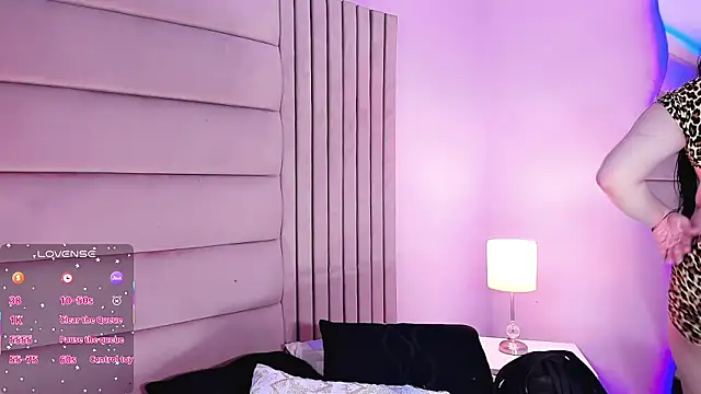 Dalis Hills online show from March 27, 5:09 am