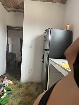 Emma Giraldo online show from November 12, 4:49 pm