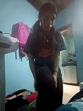 Ariell Kieran online show from April 12, 10:23 pm