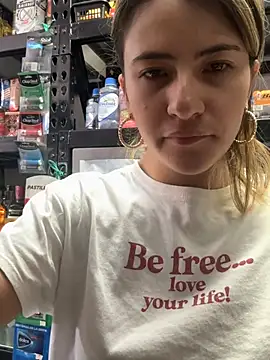 Andrea18 blonde online show from February 3, 2:55 pm