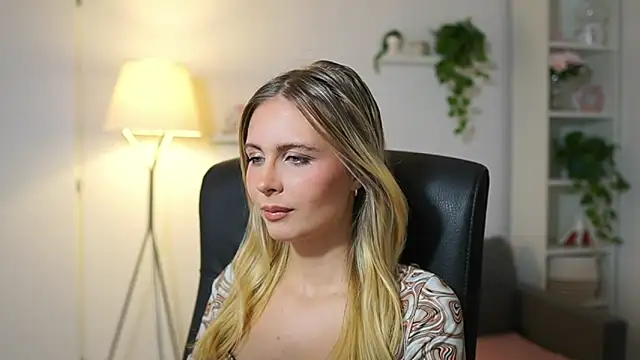 catecrago  online show from September 23, 8:23 am