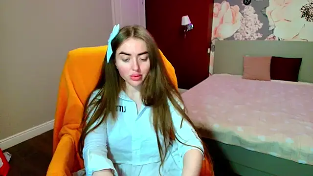 MissisCaty online show from April 9, 6:46 pm