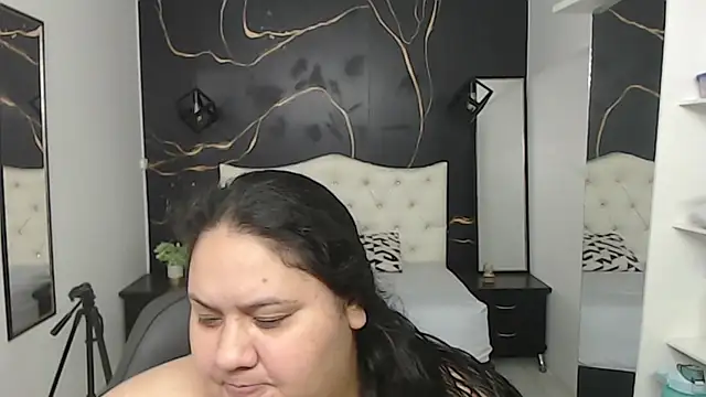 Aaliyah11 online show from October 2, 2:38 am