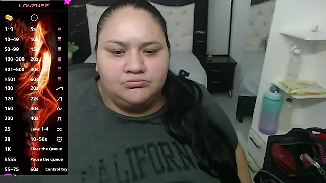 Aaliyah11 online show from October 3, 3:11 am