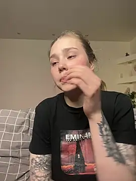 YourMegan online show from May 15, 8:55 pm