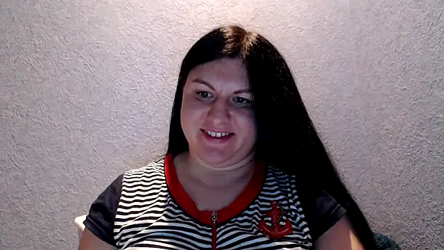 KiraSwee online show from September 12, 5:42 pm