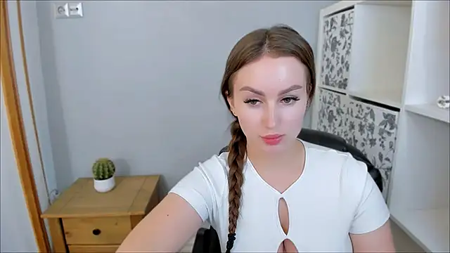 DonnaCam online show from October 13, 8:11 pm