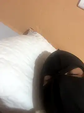 tunenarica22 online show from December 15, 3:01 am