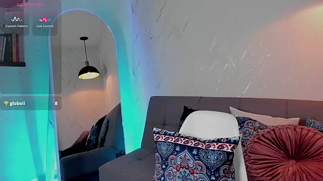 pau star  online show from January 10, 5:45 am