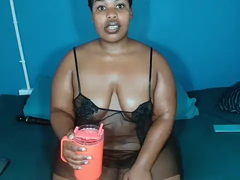 Cuddle Bear online show from October 10, 5:29 pm