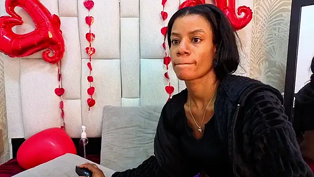 dafnnelewis online show from February 17, 11:42 am