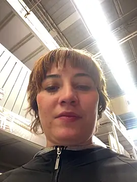 Maggie Geller online show from February 18, 9:25 pm