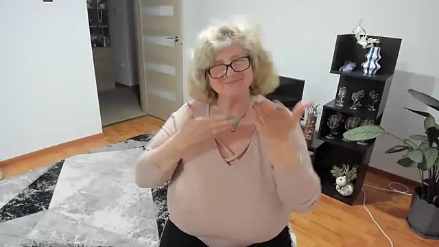 NoraJohnson6 online show from December 22, 3:04 pm