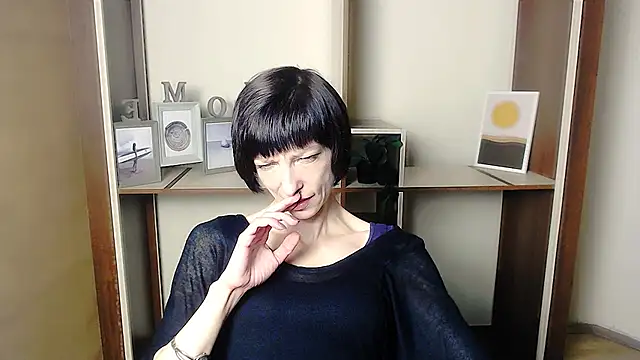  AngeliaFlow  online show from September 19, 7:18 am