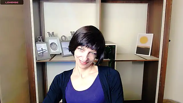  AngeliaFlow  online show from October 9, 10:41 am