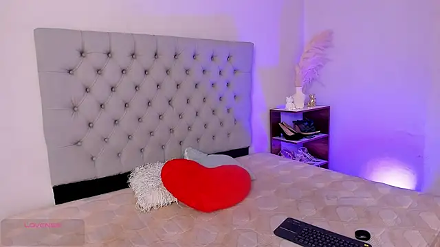 Morgan Wright online show from November 22, 8:00 pm