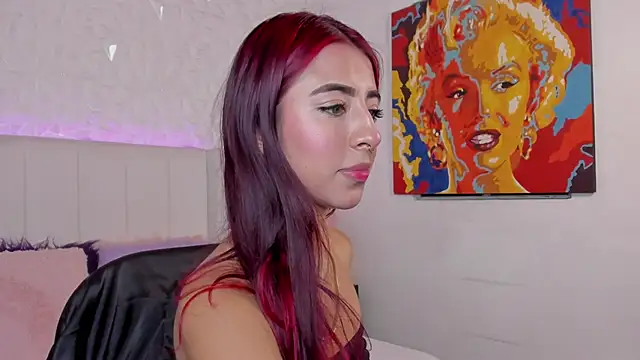 Mirandaa Rogers online show from October 10, 7:08 pm