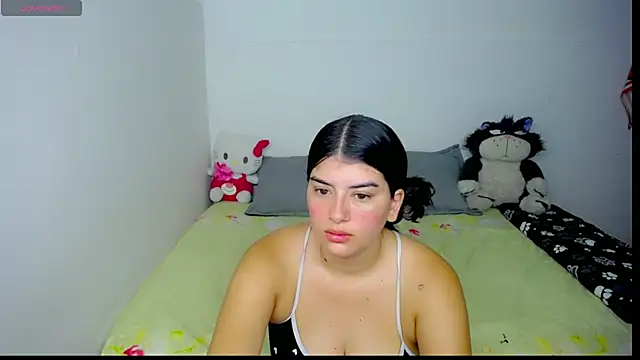 hello kityy25 online show from July 16, 1:48 pm