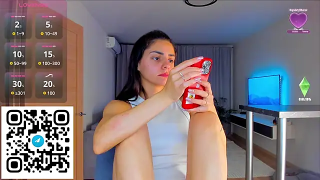 EmiliaZen online show from November 10, 4:57 pm