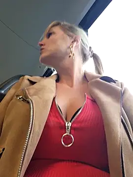 Sexybiene969 online show from September 16, 4:04 pm