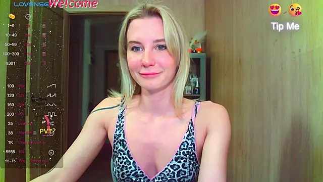 Caramel piegirl online show from April 4, 9:57 pm