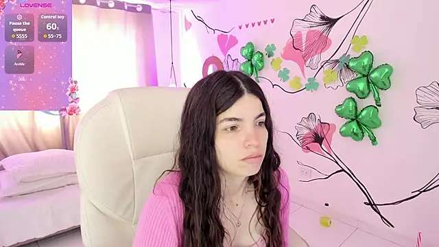 Isabela Fiorelli online show from March 21, 1:16 pm