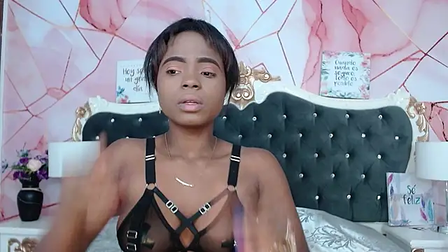 LindaBird online show from September 22, 8:07 pm