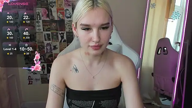 EvelinaLuu online show from January 11, 6:29 am